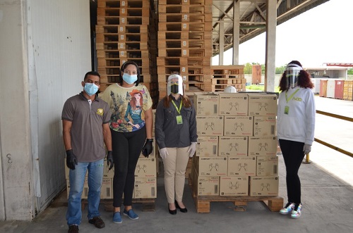 Sumando esfuerzos IVOO dona 200 mil guantes en apoyo a la prevención del COVID-19